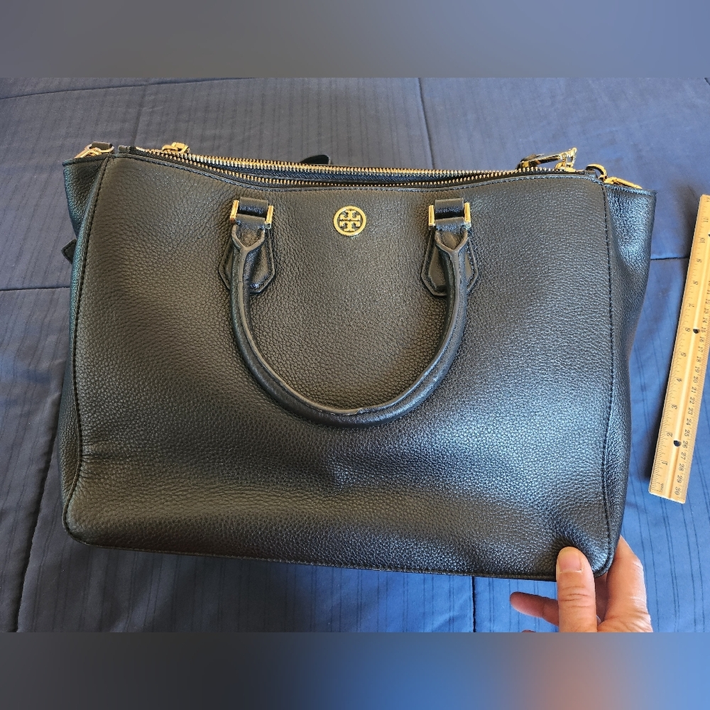 Tory Burch Black Leather Crossbody Messenger Bag 3 compartments